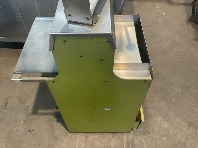 Kalmeijer broodsnijmachine - afbeelding 4 van  7