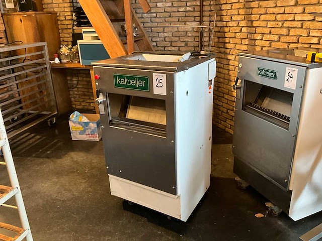 Kalmeijer kba 11 broodsnijmachine - afbeelding 1 van  7