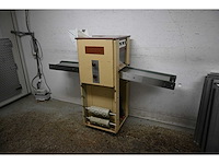 Kalmeijer kgm koekjesmachine met 3 vormwalsen