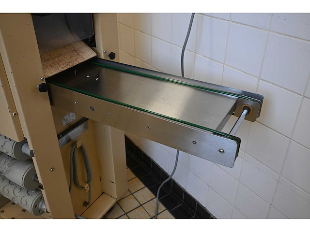 Kalmeijer kgm koekjesmachine met 4 vormwalsen - afbeelding 11 van  14