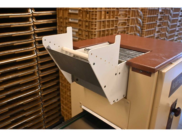 Kalmeijer kgm koekjesmachine met 6 vormwalsen - afbeelding 14 van  16