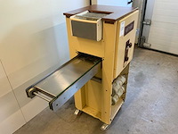 Kalmeijer kgm koekjesvormmachine - afbeelding 8 van  9