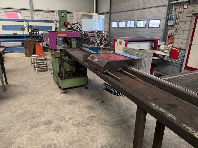 Kaltenbach - kks 400e - afkortcirkelzaagmachine - mps systeem - afbeelding 9 van  11