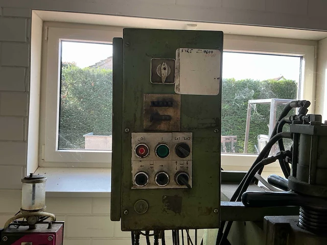 Kaltenbach kks 400 halfautomatische koudcirkelzaag ø400 mm met 2 rollenbanen - afbeelding 13 van  16