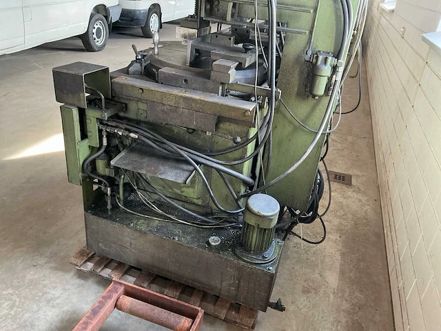 Kaltenbach kks 400 halfautomatische koudcirkelzaag ø400 mm met 2 rollenbanen - afbeelding 3 van  16