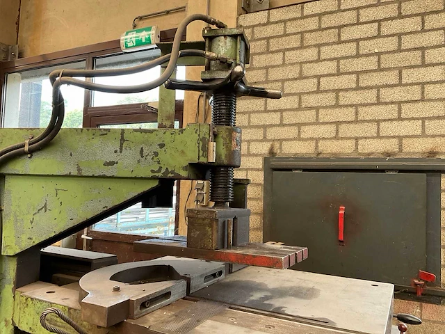 Kaltenbach rk afkortcirkelzaagmachine - afbeelding 9 van  10