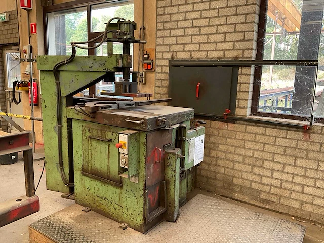 Kaltenbach rk afkortcirkelzaagmachine - afbeelding 4 van  10