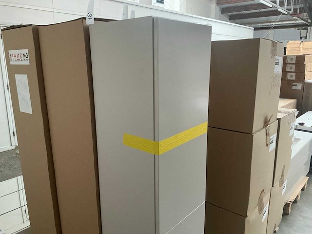 Kame badkamerkast hoog grey cashmire 160cm - afbeelding 3 van  5