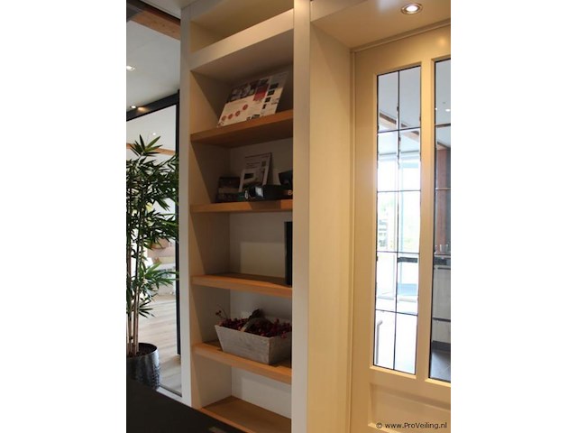 Kamer-en-suite wand met schuifdeuren - afbeelding 5 van  14