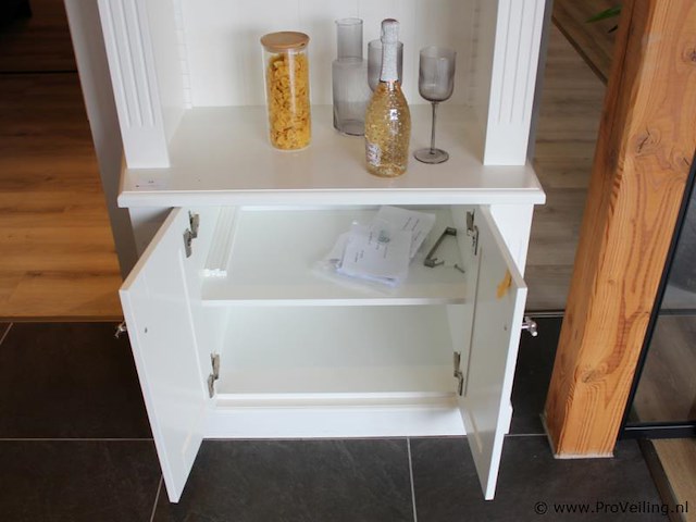 Kamer-en-suite wand met schuifdeuren - afbeelding 11 van  14