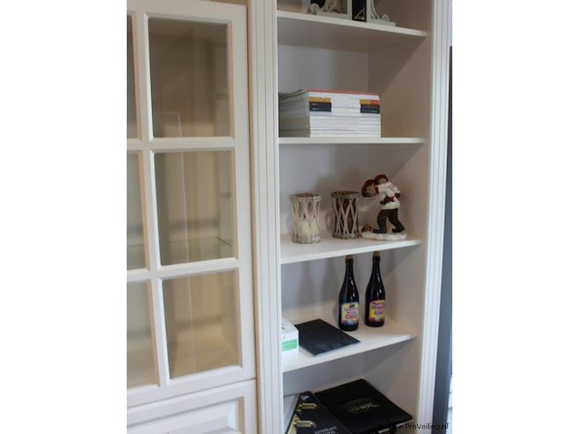 Kamer-en-suite wand met schuifdeuren - afbeelding 5 van  14