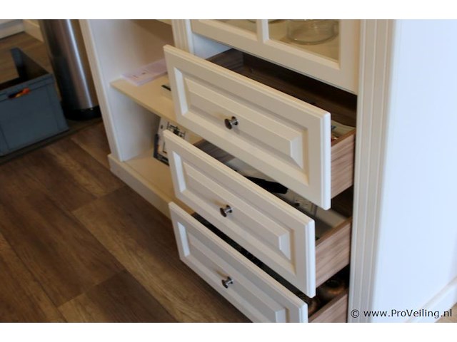 Kamer-en-suite wand met schuifdeuren - afbeelding 12 van  14