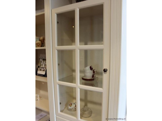 Kamer-en-suite wand met schuifdeuren - afbeelding 13 van  14