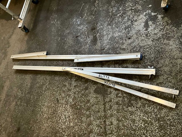 Kamersteiger 225x75cm uitschuifbaar, mobiel - afbeelding 6 van  7