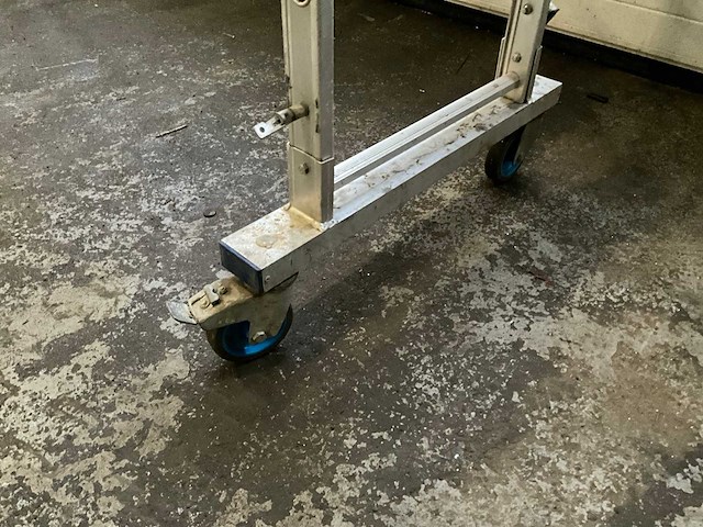 Kamersteiger 225x75cm uitschuifbaar, mobiel - afbeelding 7 van  7
