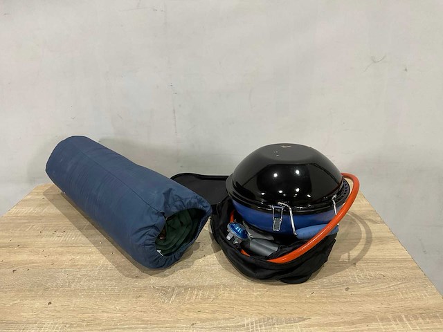 Kampeer benodigdheden - afbeelding 3 van  6