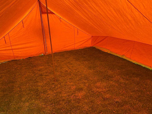 Kampeertent (4x) 5 x 8 meter. - afbeelding 13 van  13