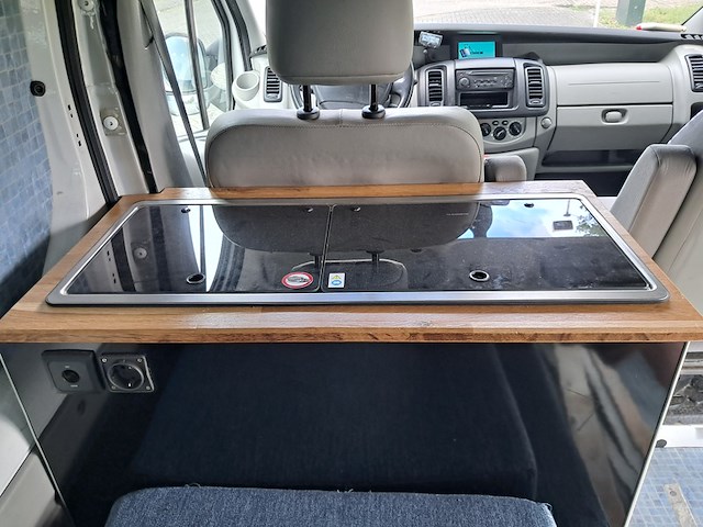 Kampeerwagen ( locatie heerenveen ), nissan, primastar 1000 l1h1 2.0 dci 84kw e4, 2010 - afbeelding 43 van  69