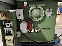 Kamro - 1977 - formaatcirkelzaagmachine - afbeelding 12 van  15