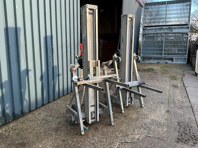 Kanaallift (2x) - afbeelding 1 van  11