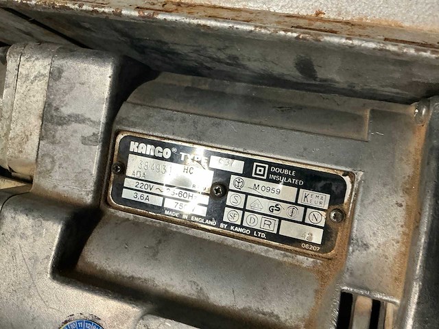 Kango 637 breekhamer met kist - afbeelding 3 van  4