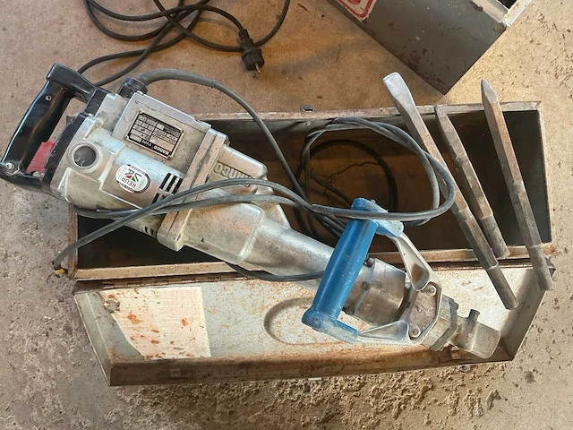 Kango type 900 elektrische breekhamer / sloophamer, 900 w, incl. beitels en metalen koffers 2x - afbeelding 26 van  31