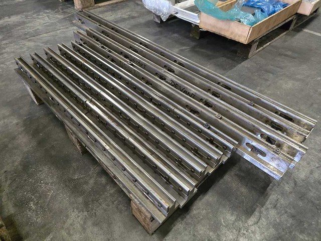 Kantbank - gereedschap - diverse onderdelen, gereedschappen en accessoires - afbeelding 1 van  4