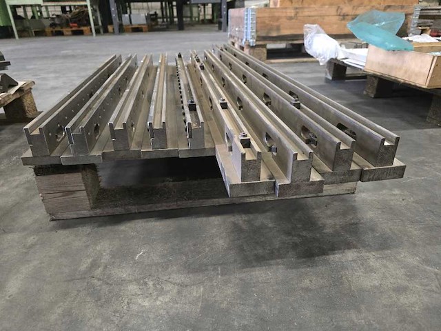 Kantbank - gereedschap - diverse onderdelen, gereedschappen en accessoires - afbeelding 2 van  4