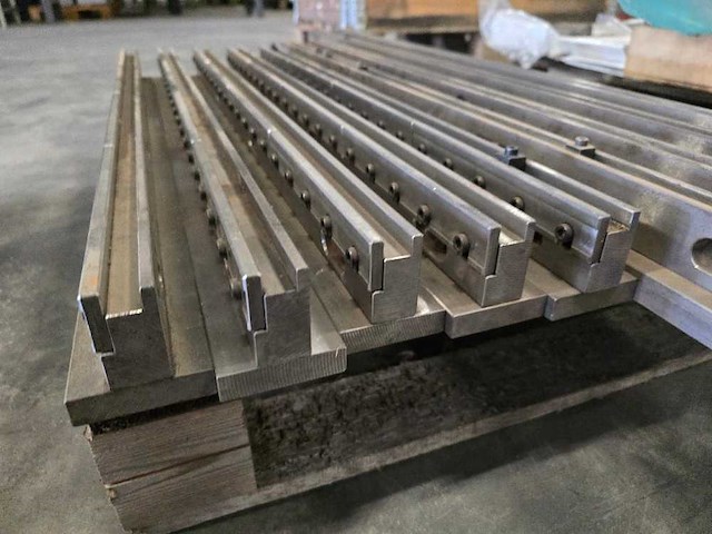 Kantbank - gereedschap - diverse onderdelen, gereedschappen en accessoires - afbeelding 2 van  3