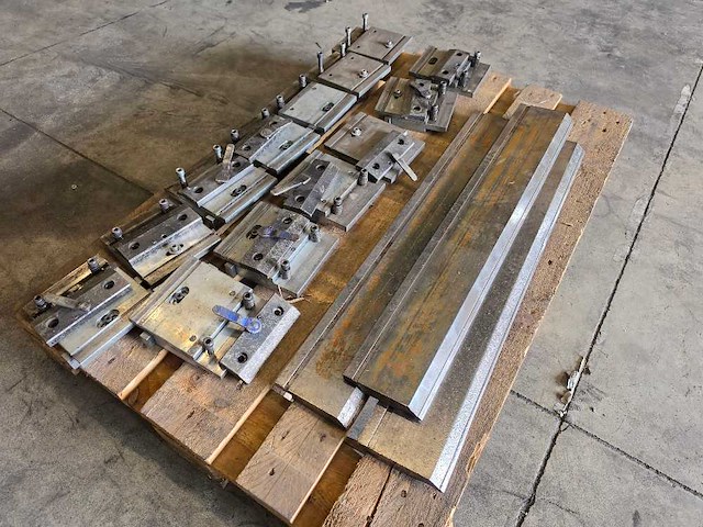 Kantbank gereedschap - afbeelding 1 van  4