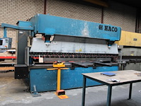 Kantbank haco pee s 40 200 met bedieningsstation easybend-2d. bouwjaar 1992. capaciteit 200 ton. werklengte... - afbeelding 1 van  7