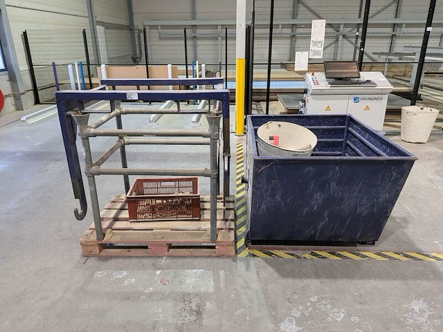 Kantel- of omslaghulpmiddel met 1x kiepcontainer - afbeelding 6 van  11