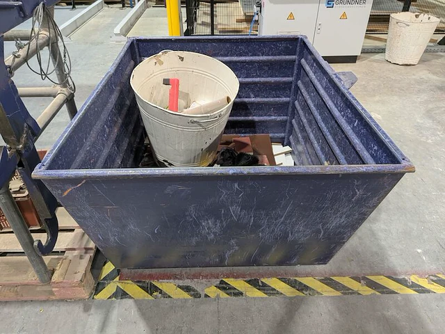 Kantel- of omslaghulpmiddel met 1x kiepcontainer - afbeelding 7 van  11