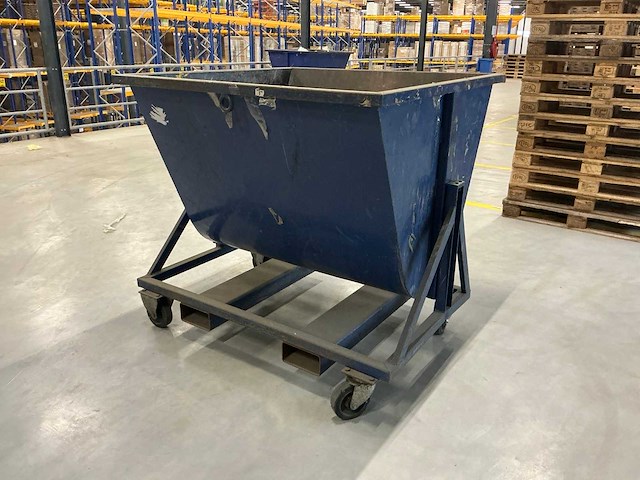 Kantelbak (1000 liter) - afbeelding 1 van  5