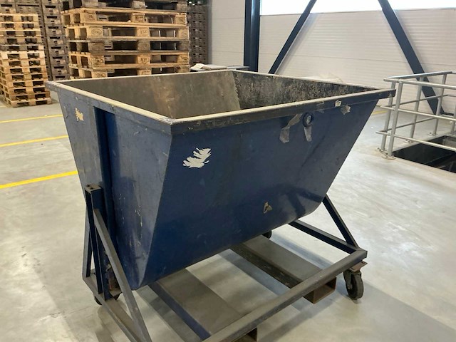 Kantelbak (1000 liter) - afbeelding 4 van  5