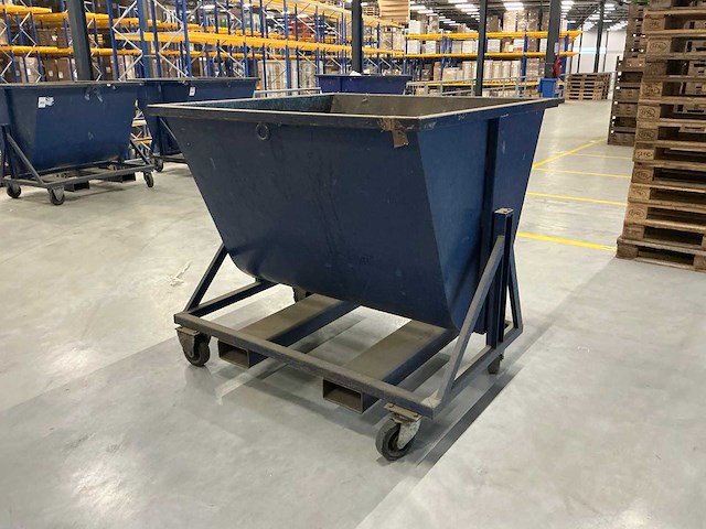 Kantelbak (1000 liter) - afbeelding 1 van  6