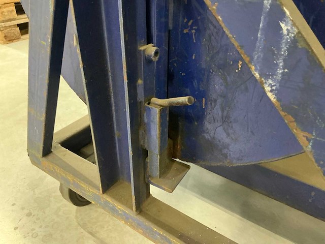 Kantelbak (1000 liter) - afbeelding 4 van  6