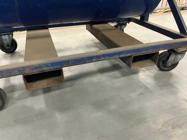 Kantelbak (1000 liter) - afbeelding 5 van  6