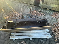 Kantelbak 140cm - afbeelding 3 van  10