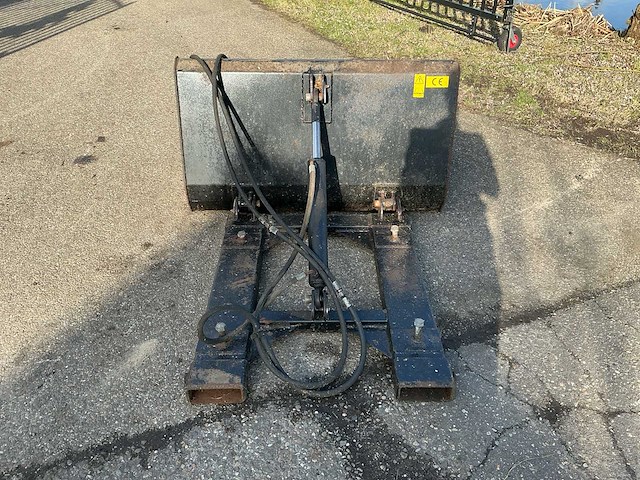 Kantelbak heftruck - afbeelding 12 van  13