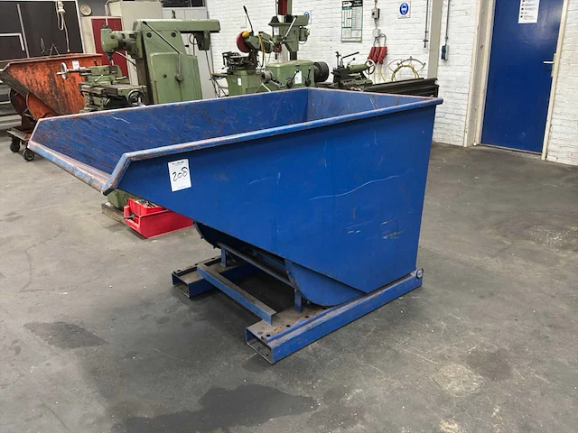Kantelcontainer - afbeelding 1 van  2