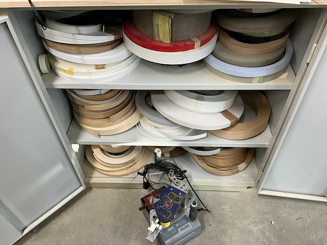Kantenaanlijmmachine inhoud kast - afbeelding 3 van  10