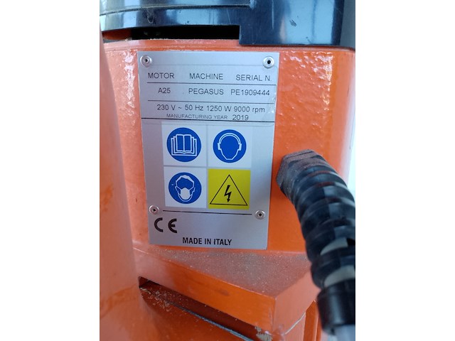 Kantenschuurmachine - 300mm - 230v künzle & tasin, pegasus, bouwjaar 2019 - afbeelding 8 van  9