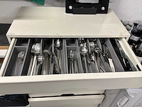 Kantine-, kantoor- en schoonmaakinventaris - afbeelding 24 van  31