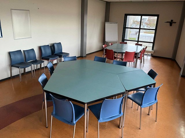 Kantine-inventaris - afbeelding 1 van  8