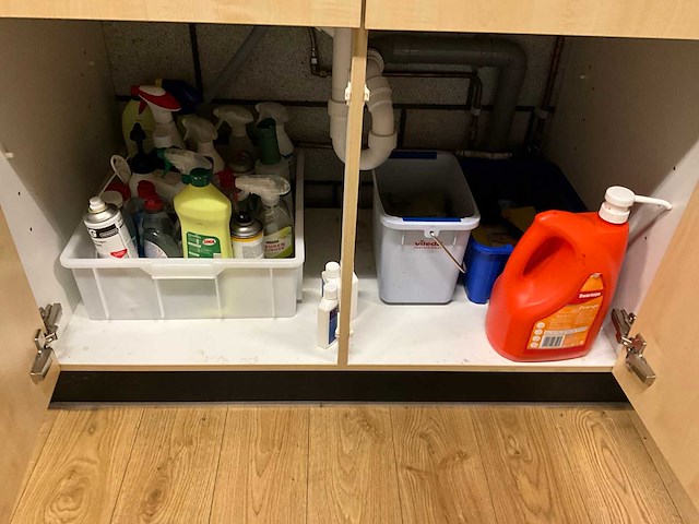 Kantine meubilair en inventaris - afbeelding 5 van  9