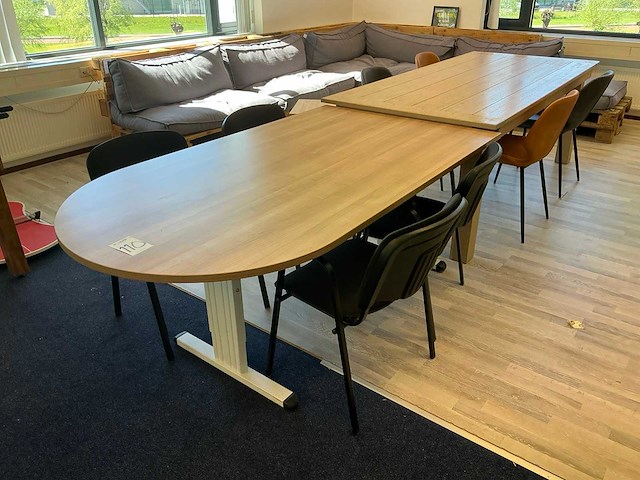 Kantine meubilair - afbeelding 1 van  8