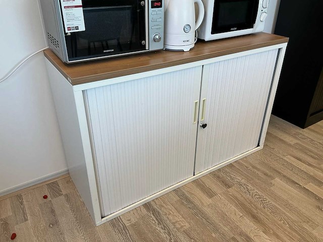 Kantine meubilair - afbeelding 8 van  8