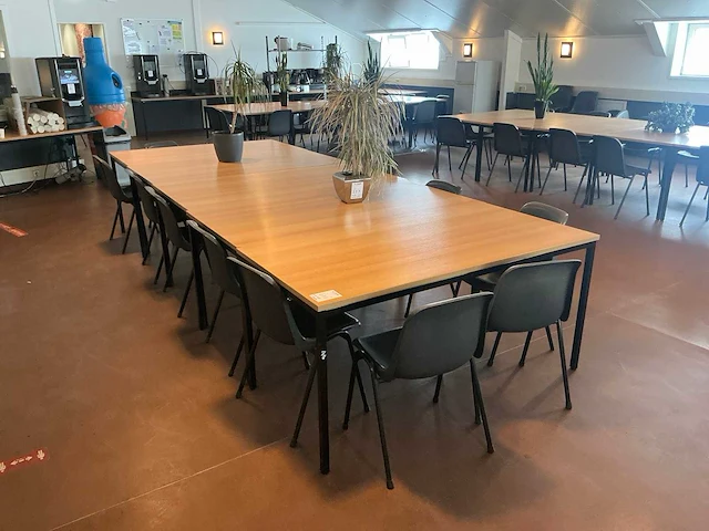 Kantine meubilair - afbeelding 3 van  10