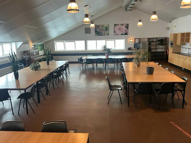 Kantine meubilair - afbeelding 9 van  10